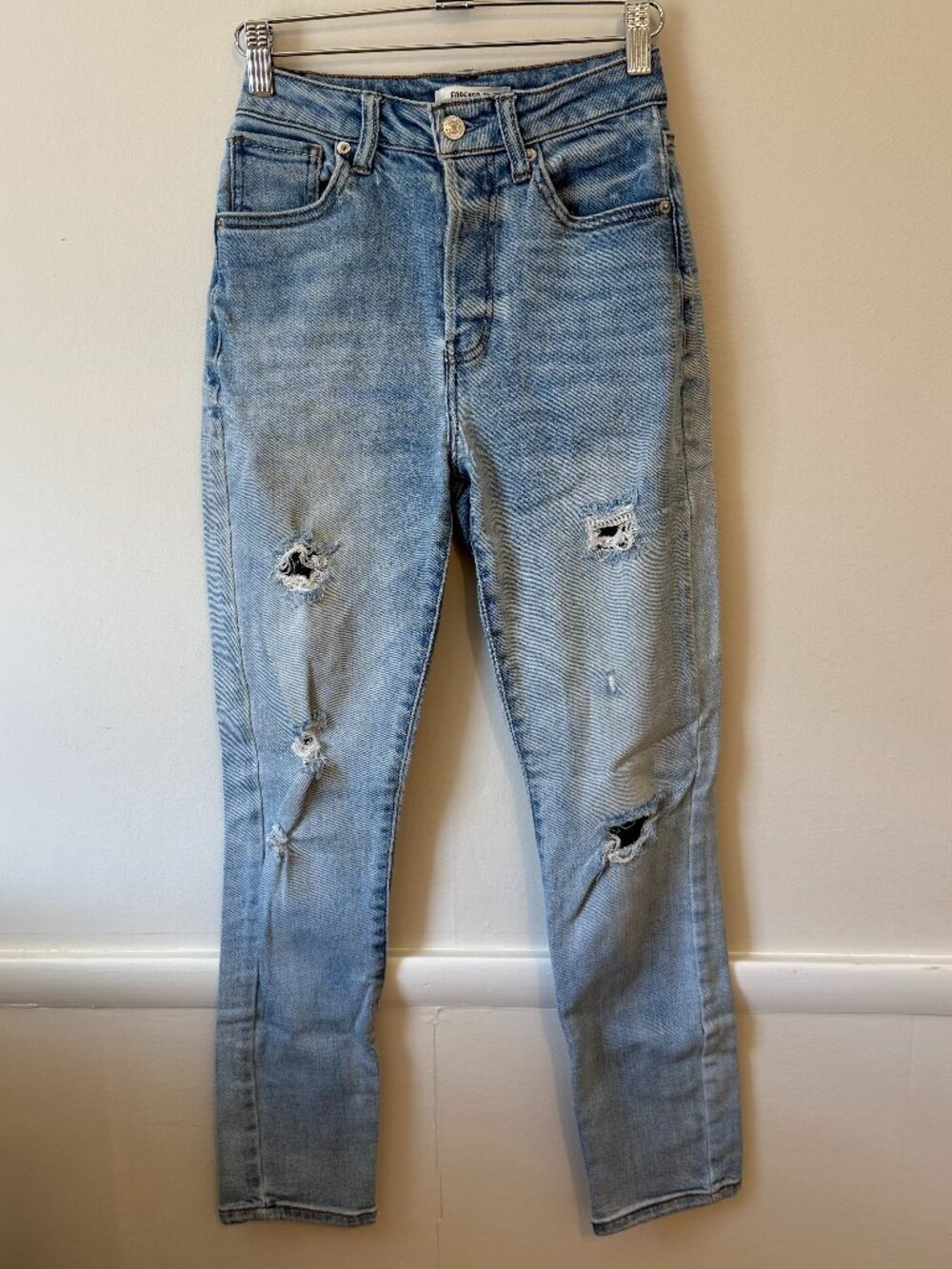 Forever 21 Women's Light Washed Distressed Jeans Size 24 Straight Leg Cotton